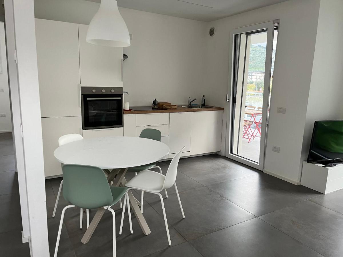 Jupiter'S Hill Appartement Riva del Garda Buitenkant foto